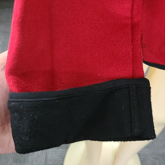 Jacket - Picture 3 of 4